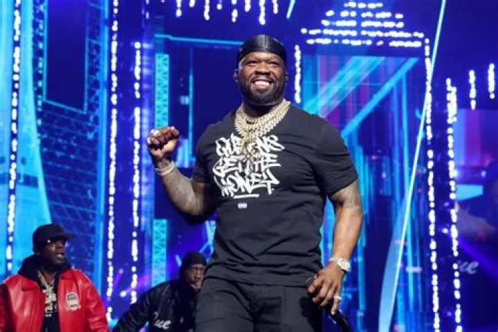 50 Cent Blasts Donald Trump For Clip Of Melania Trump Refusing To Hold His Hand