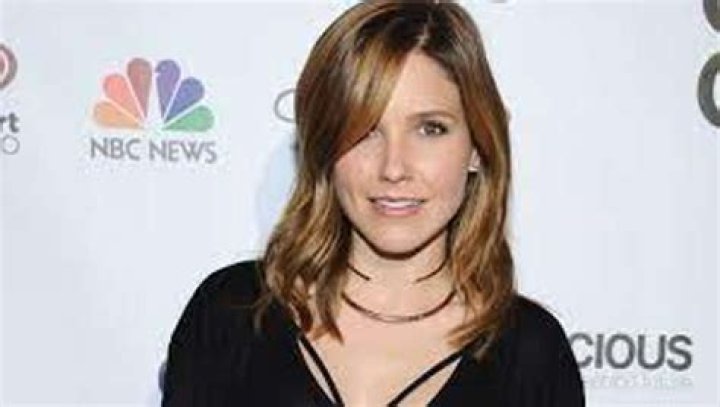 Actress Sophia Bush’s stalker apprehended when she brought flowers and gifts