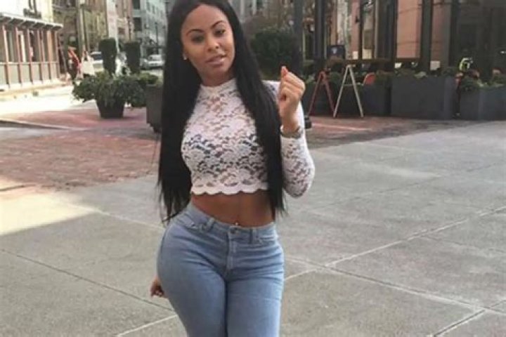 Alexis Skyy Manages To Keep Her Waist Snatched With This Band