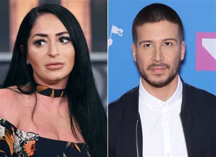 Angelina Pivarnick’s Husband Calls Vinny Guadagnino A ‘Stage 5 Clinger’ After The Ex Leaves Thirsty Comment On Her Pic!
