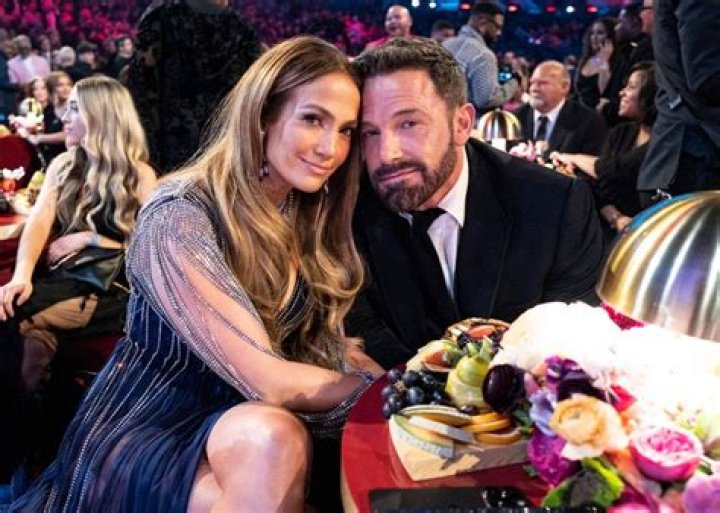Ben Affleck And Jennifer Lopez’s Fans Celebrate Their Engagement