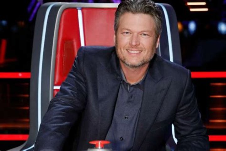 Blake Shelton Proves He Really Is A Gentleman On The Set Of ‘The Voice’