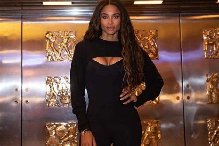 Ciara Breaks The Internet By Showing Curves In Video That Makes Fans Dream About Summer — Russell Wilson Can Be Proud And Future Just Got An Extra Reason To Be Testy