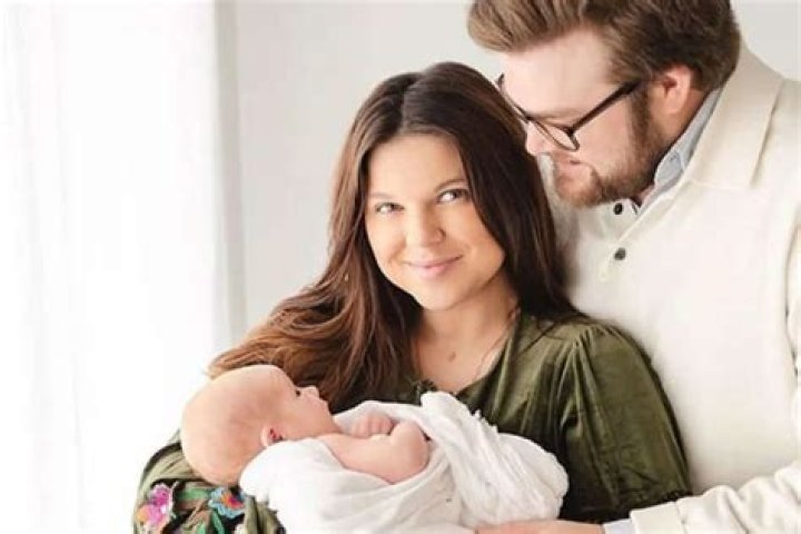Counting On – Amy Duggar Gets Real About Life As A First-Time Mom