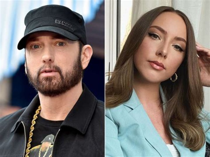 Eminem’s Daughter, Hailie Scott, Flaunts Her Legendary Abs At Bachelorette Party, But Her Pretty Feet Stole The Show In This Picture