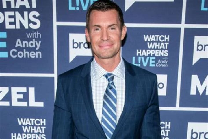Flipping Out Star Jeff Lewis’ Surrogate Drops Lawsuit Claiming She Was Filmed Without Permission