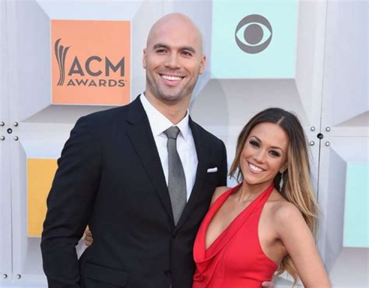 Jana Kramer Reveals She’s ‘So Proud’ Of Mike Caussin For Admitting His Addictions