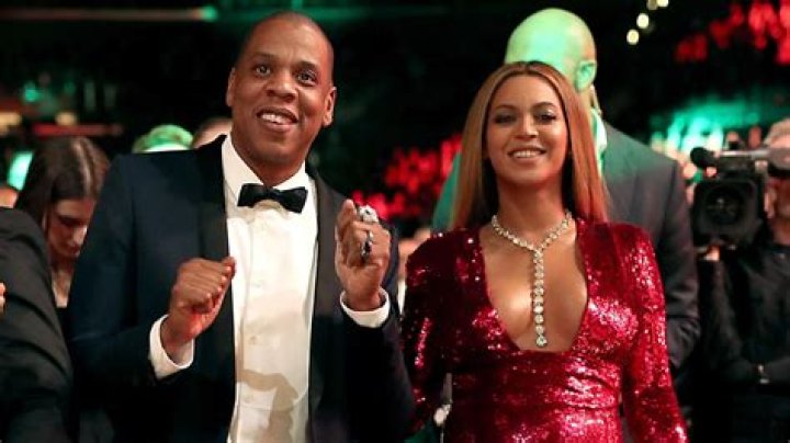 Jay Z Raves Over All The ‘Strong Women’ In His Life During NAACP Award Acceptance