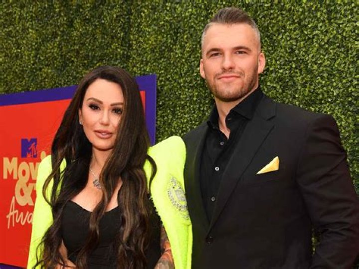 Jersey Shore Shows JWoww’s Reaction To Episode Where Zack Carpinello And Angelina Pivarnick Flirted With Each Other