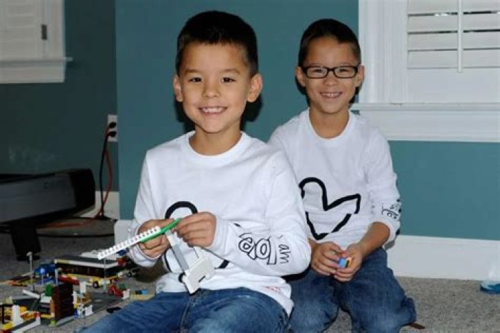 Jon Gosselin Posts Rare Pics Of Son Collin Looking All Grown Up And Happy While Posing With Sister Hannah