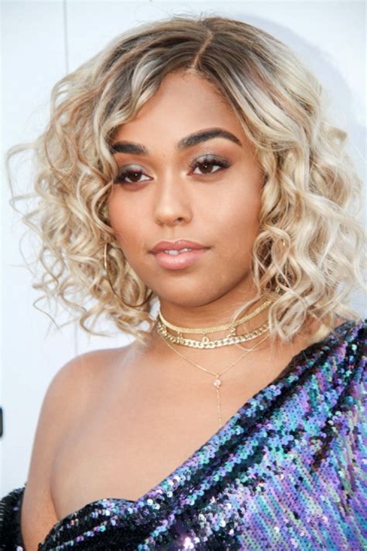 Jordyn Woods Flaunts Super Curly Hair And Fans Are In Love With This Look