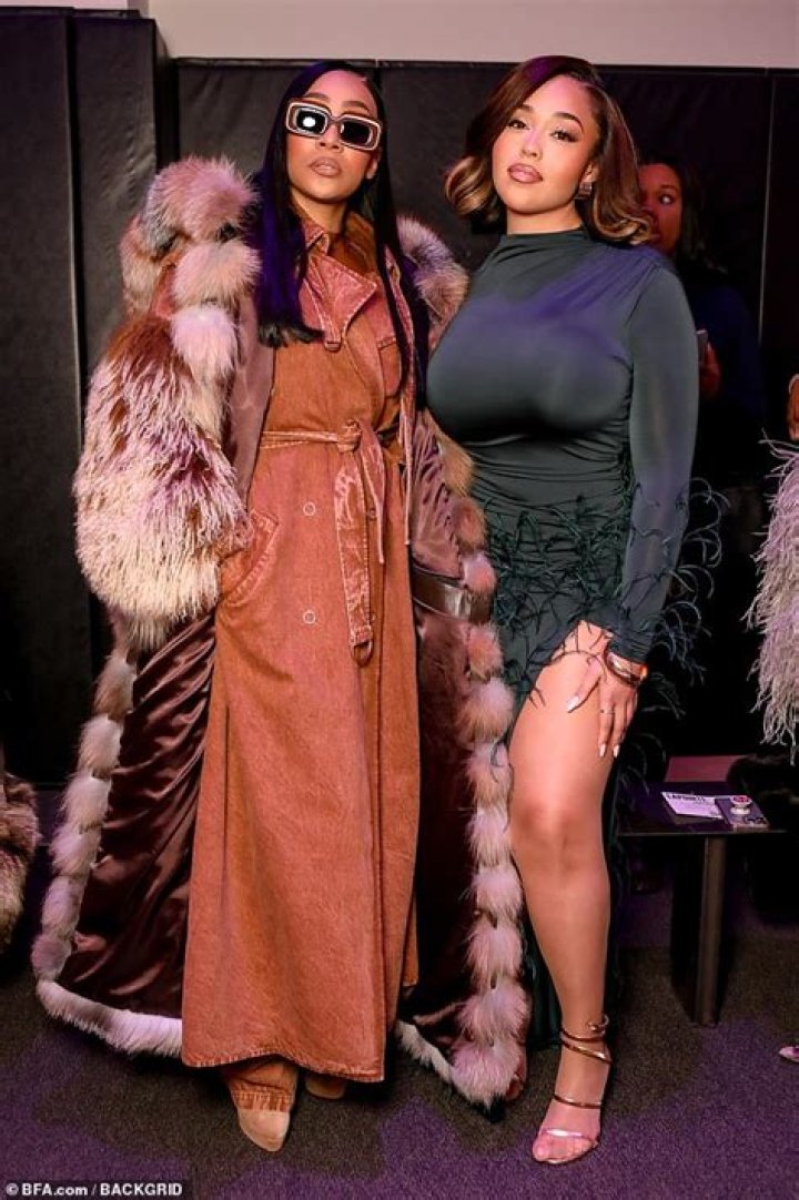 Jordyn Woods Reveals She Was Called ‘Fat’ After A Paparazzi Photo – Elizabeth Woods Supports Her All The Way