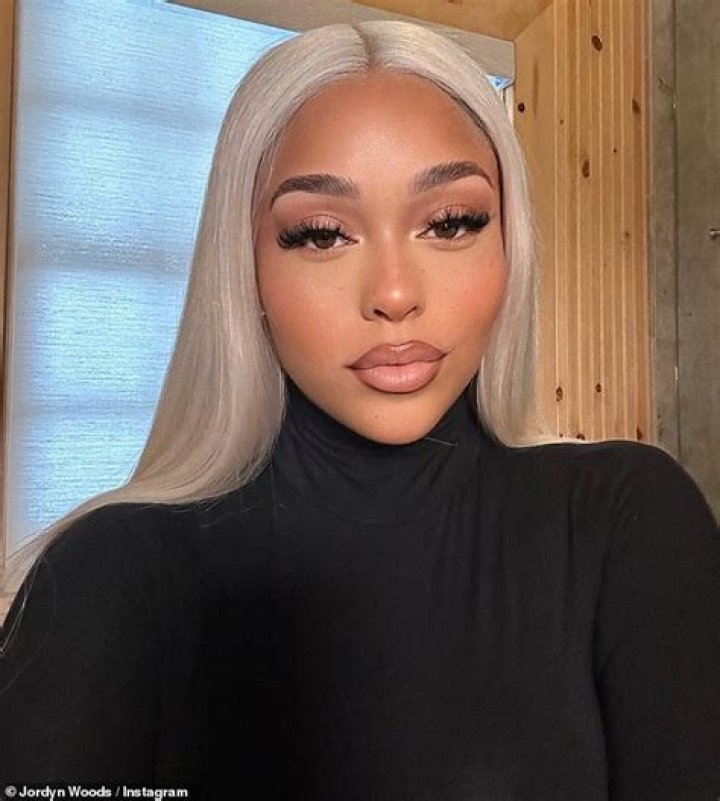 Jordyn Woods Shared New Fire Pics That Drive Fans Crazy With Excitement – Check Her Out Breaking The Internet Again!
