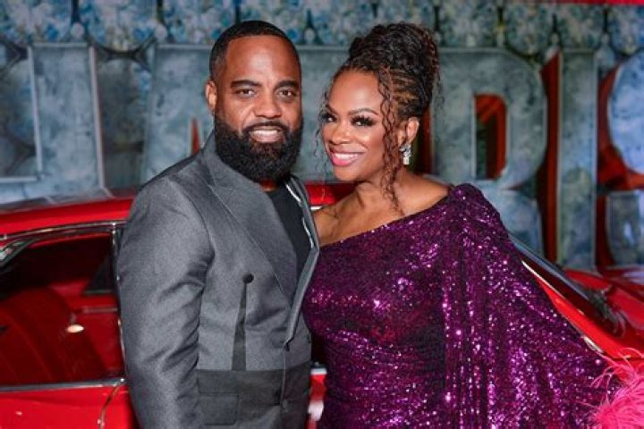 Kandi Burruss Shared Some New Pics With The CHI Fans