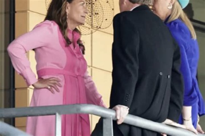 Kate Middleton’s mom borrowed her daughter’s dress from Ascot