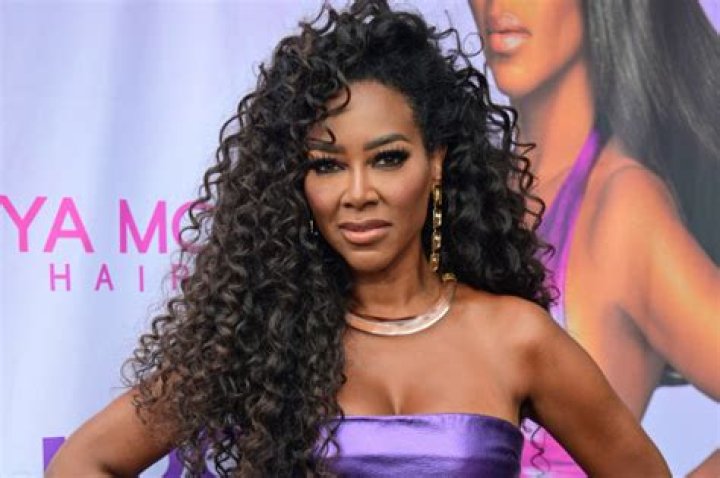 Kenya Moore Is Celebrating The Fabulous 50 – Check Out Her Clip