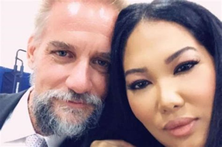 Kimora Lee Simmons Is Twinning With Daughter Ming In Lovely Photo Without Makeup And Fans Are Confused