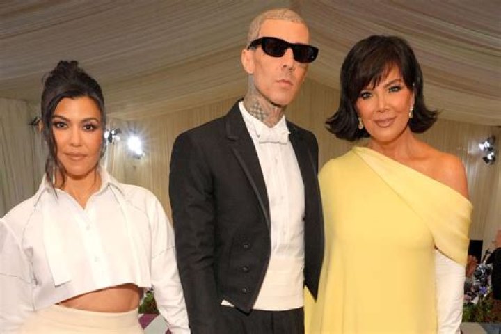 KUWTK: Kris Jenner And Kourtney Kardashian Sued For Harassment By Their Former Security Guard – Attorney Claps Back!