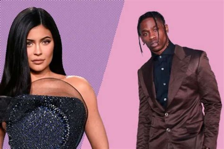 KUWTK: Kylie Jenner And Travis Scott Keeping Their Relationship Status ‘Under Wraps’ But ‘Act Together’ In Private – Details!