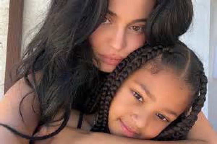 Kylie Jenner And Her BFF Stassie’s Naughty Pics Trigger A Strong Reaction From Fans Who Claim That They Went To The Same Plastic Surgeon