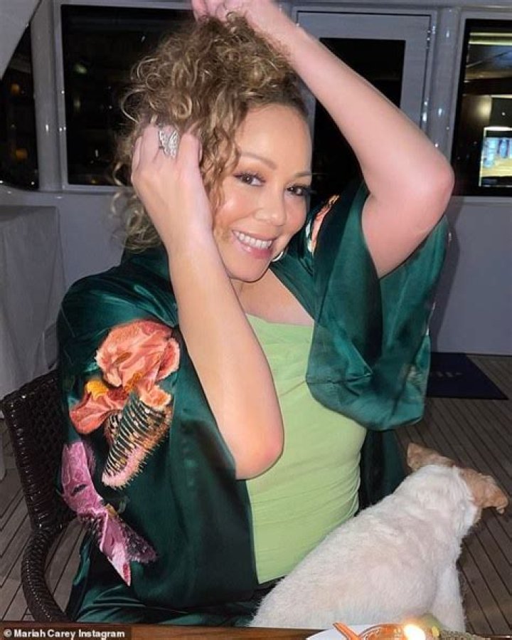 Mariah Carey, 53, Demonstrates How To Button Up Her Bodysuit To Stand Out From Everyone Else