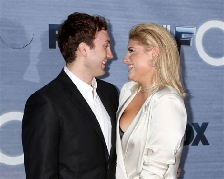 Meghan Trainor Raves About Married Life At The Grammys