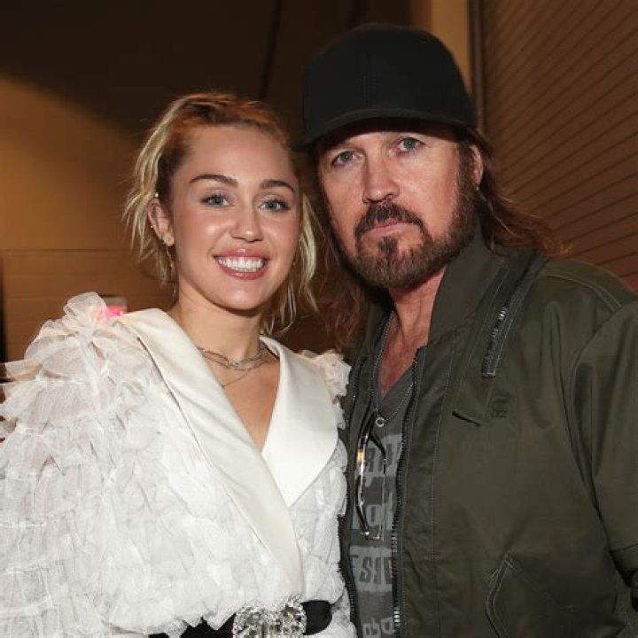 Miley Cyrus And Cody Simpson No Longer An Item? – Report Says They Broke Up Weeks Ago!