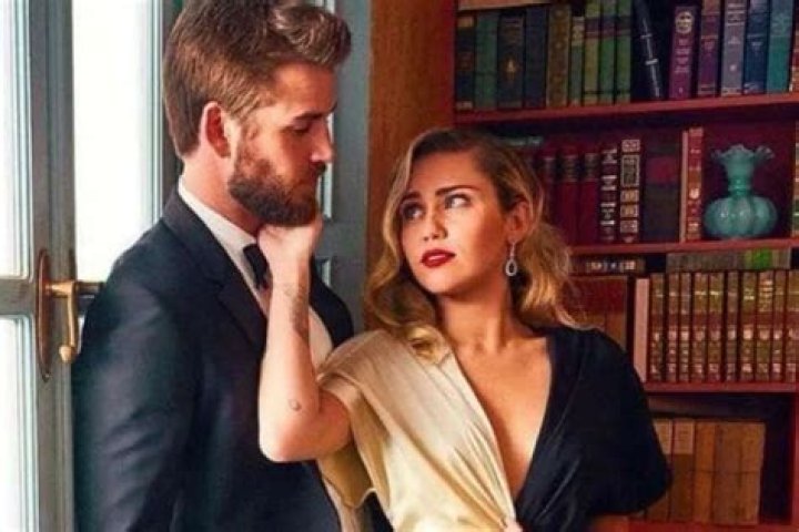 Miley Cyrus ‘Loved Being Married’ To Liam Hemsworth, Source Says – She’s ‘Devastated’ After He Files For Divorce!
