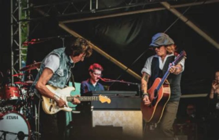 Next weekend, You Can See Johnny Depp And Jeff Beck At A Long Island Concert