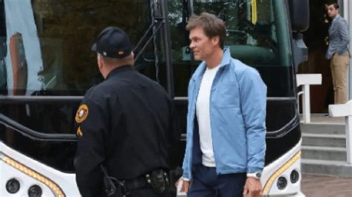 No Longer A Married Man, Tom Brady Took Off His Wedding Band