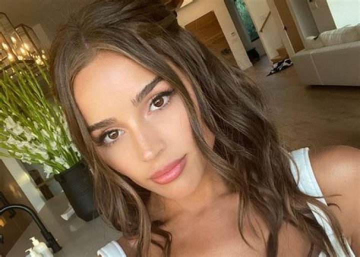 Olivia Culpo Stuns In New Photos, Shows Off Her Cartier Watch