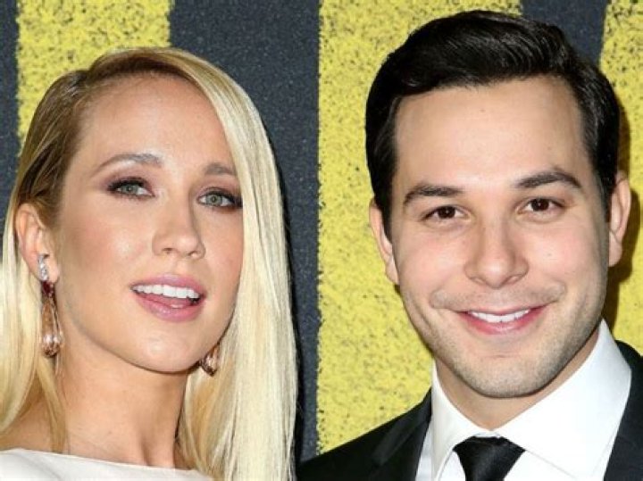 ‘Pitch Perfect’ Stars Anna Camp And Skylar Astin Are Getting A Divorce After Two Years Of Marriage
