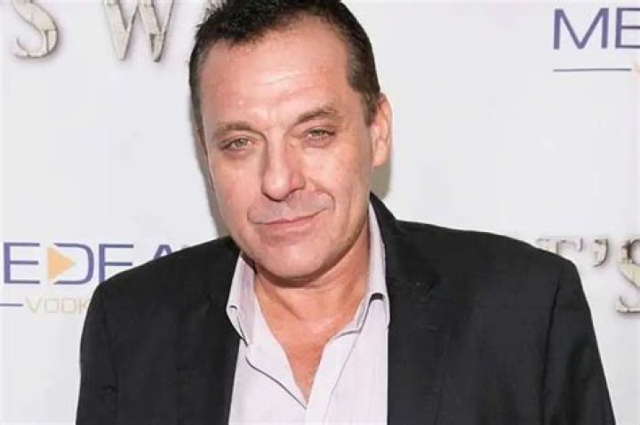 Police Detain Tom Sizemore For Alleged Drug Possession