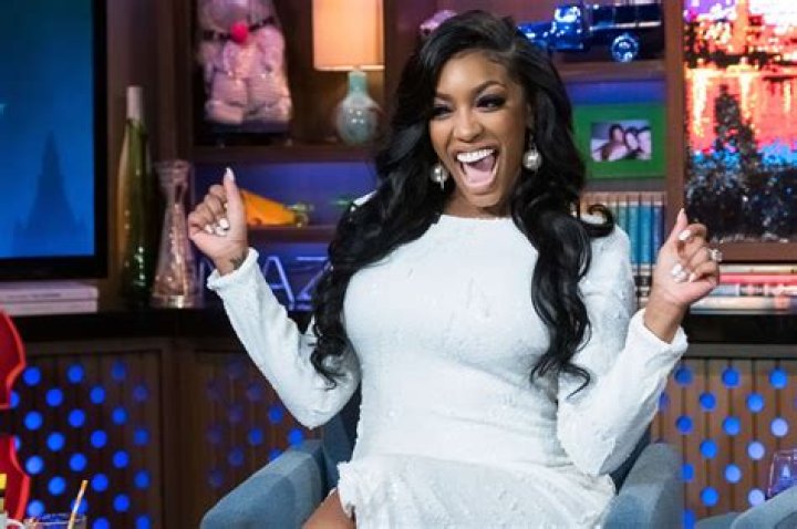 Porsha Williams Shows Off Her Natural Beauty Without A Wig In Videos With Cute PJ