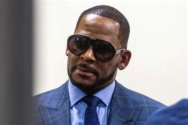 R. Kelly Tried To Use This Embarrassing Information To Help Himself In On-Going Court Drama — Some Say He Is Faking It