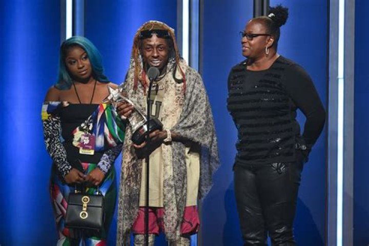 Reginae Carter Gushes Over Her Dad, Lil Wayne – Check Out The Video From A Great Concert