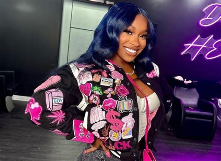 Reginae Carter Spreads Barbie Vibes In Her Latest Pics