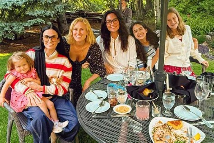 Rumer Willis Praises Her Mother Demi Following Release Of Her Memoir