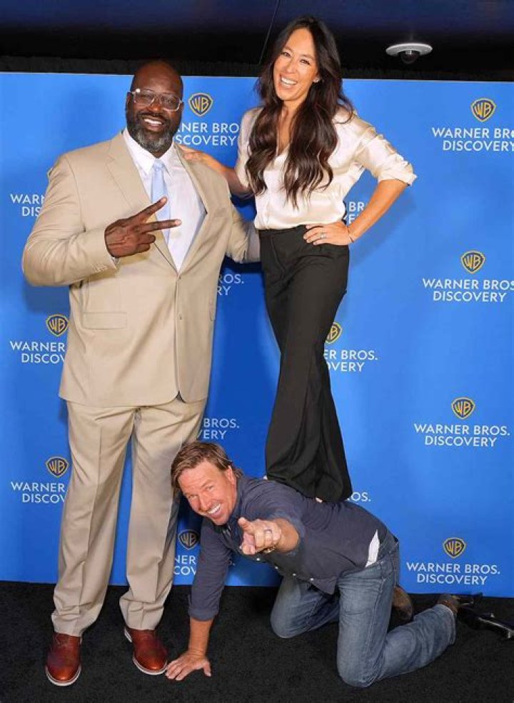 Shaquille O’Neal Gives Into Temptation And Kisses Shaunie In Viral Video — Fans Say It Was Meant To Be And They Will Reconcile