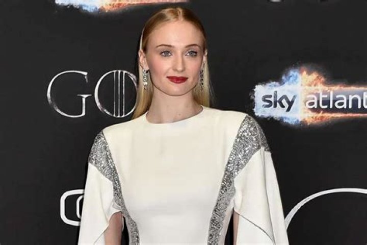 Sophie Turner Slams Game Of Thrones Fan Petition To Have The Last Season Reshot – It’s ‘Disrespectful’