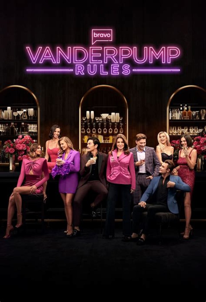 Vanderpump Rules – Scheana Shay Begs Fans To Stop Asking Her For Money