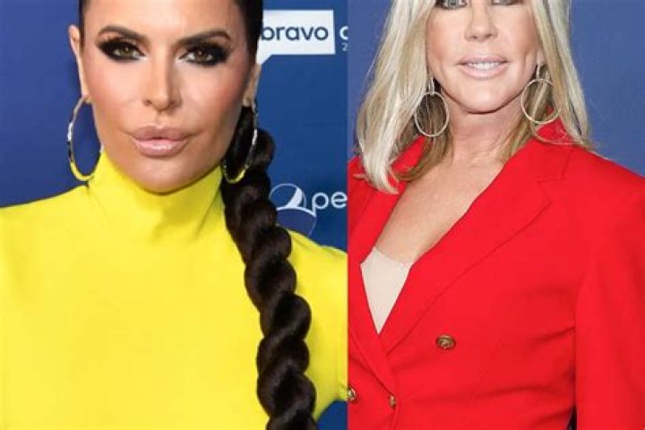 Vicki Gunvalson Says Lisa Rinna Looked Down On Her At Bravo Con Last Year And Slams Her For It!