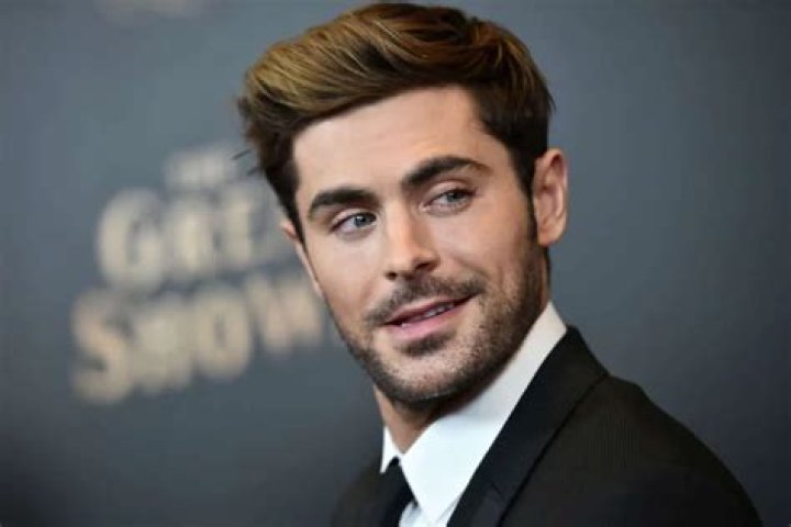 Zac Efron Slammed By Social Media Users For Not Singing Alongside Former HSM Castmates